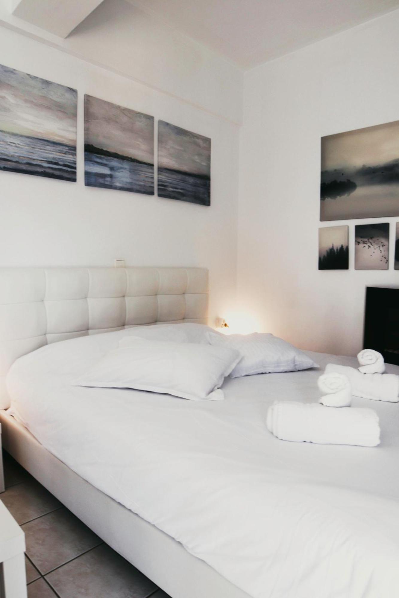 Gk Suites-Constantin View , Auto Check-In 24H 라리사 외부 사진