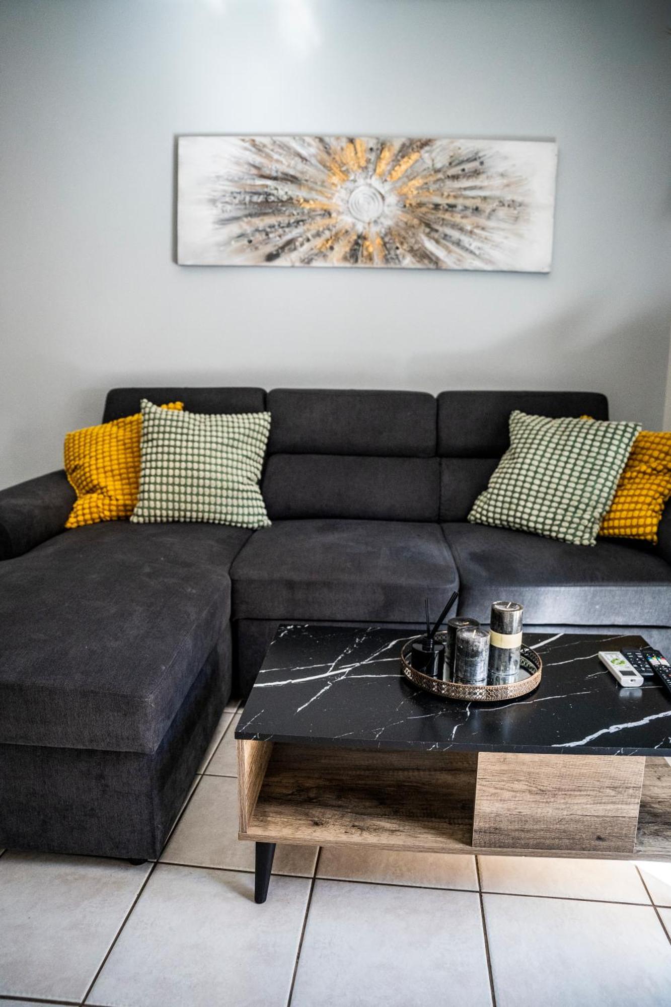 Gk Suites-Constantin View , Auto Check-In 24H 라리사 외부 사진